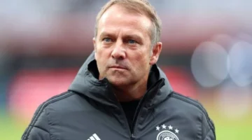 رابطة الدوري الإسباني تختار هانسي فليك كأفضل مدرب عن شهر مارس الماضي